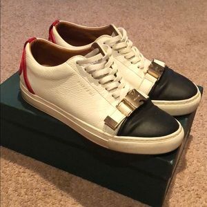Men size 42 Buscemi’s